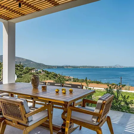 Aurora Thesan فيلة Marathiás