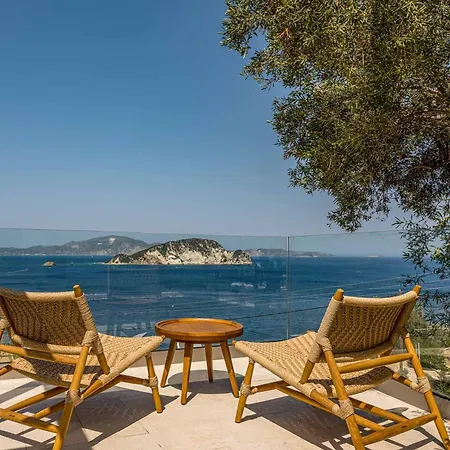 Aurora Thesan * Marathiás